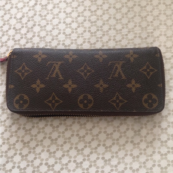 Louis Vuitton Monogram Wallet - Picture 3 of 10